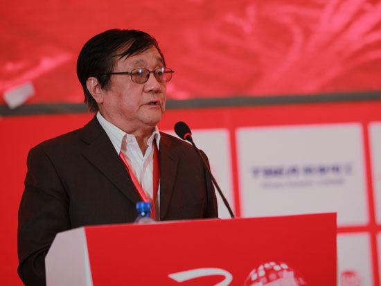 上图为西安交通大学教授,中国科技金融促进会副理事长孙海鹰